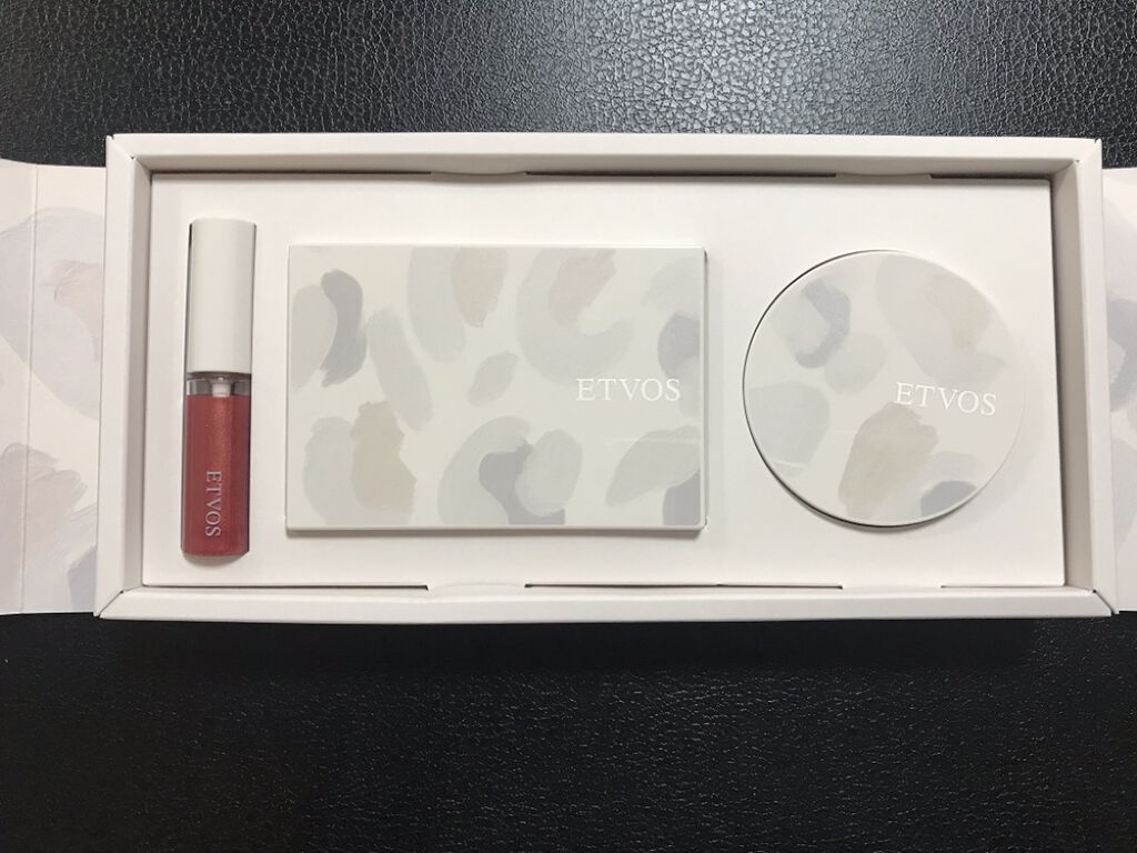 クリスマスコフレ 2020/エトヴォス/メイクアップキットを使ったクチコミ（1枚目）