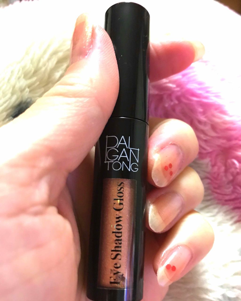 アイシャドウグロス/パルガントン/リキッドアイシャドウを使ったクチコミ（2枚目）