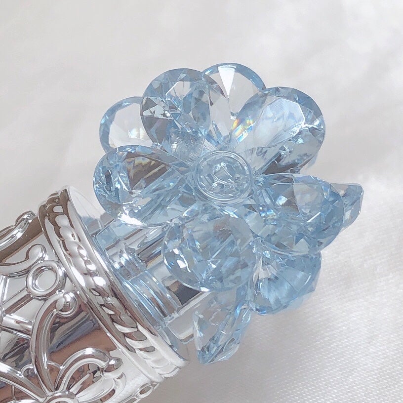 ジルスチュアート サムシングピュアブルー リップブーケ セラム/JILL STUART/リップ美容液を使ったクチコミ(4枚目)