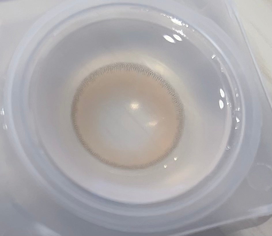 ロシアンスモーキー/OLENS/カラーコンタクトレンズを使ったクチコミ(2枚目)