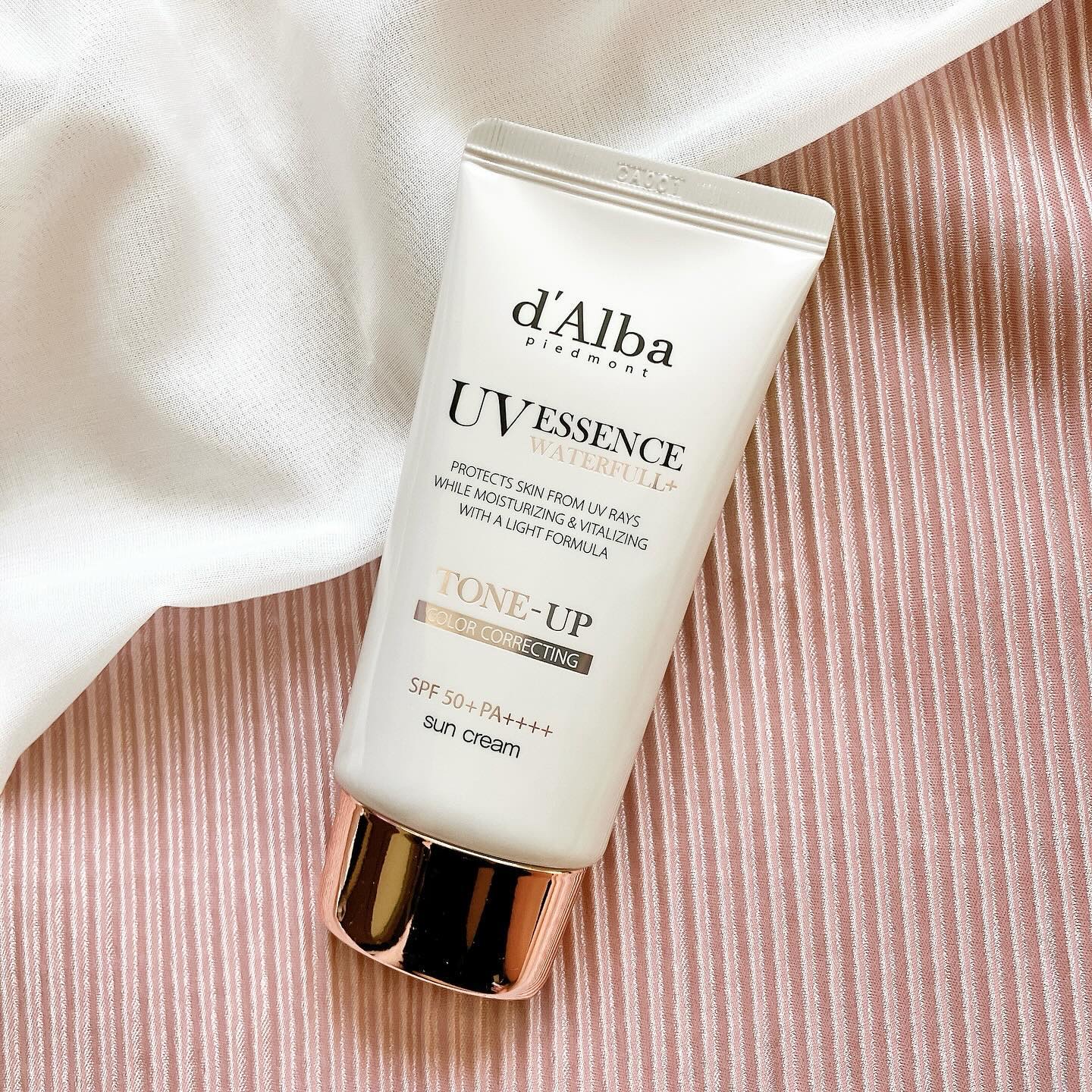 ウォータフルトーンアップサンクリーム/ダルバ/日焼け止めクリームを使ったクチコミ（1枚目）