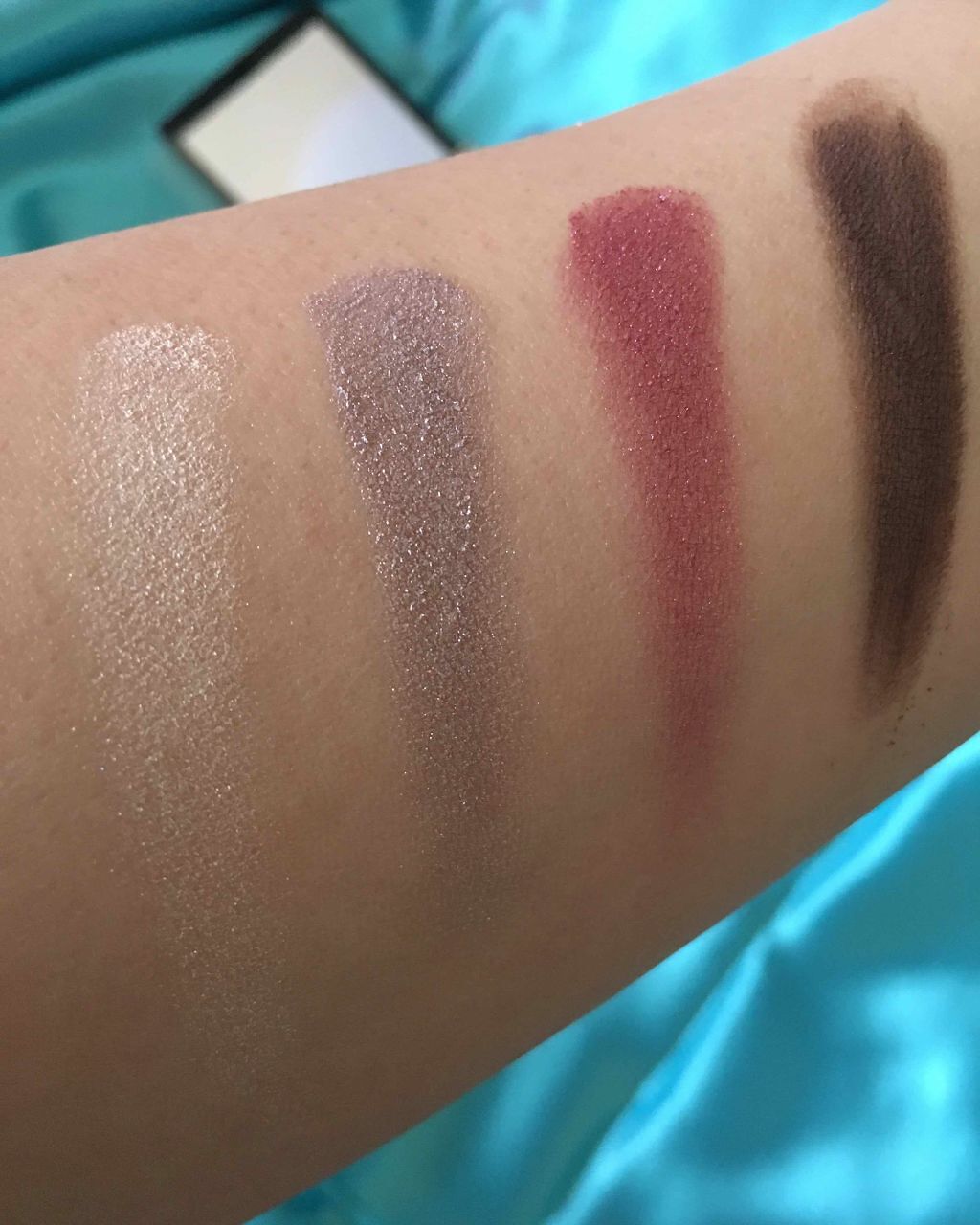 デザイニング カラー アイズ 06 宵紅 -YOIBENI/SUQQU/アイシャドウパレットを使ったクチコミ（2枚目）