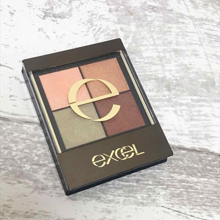 スキニーリッチシャドウ/excel/アイシャドウパレットを使ったクチコミ(2枚目)