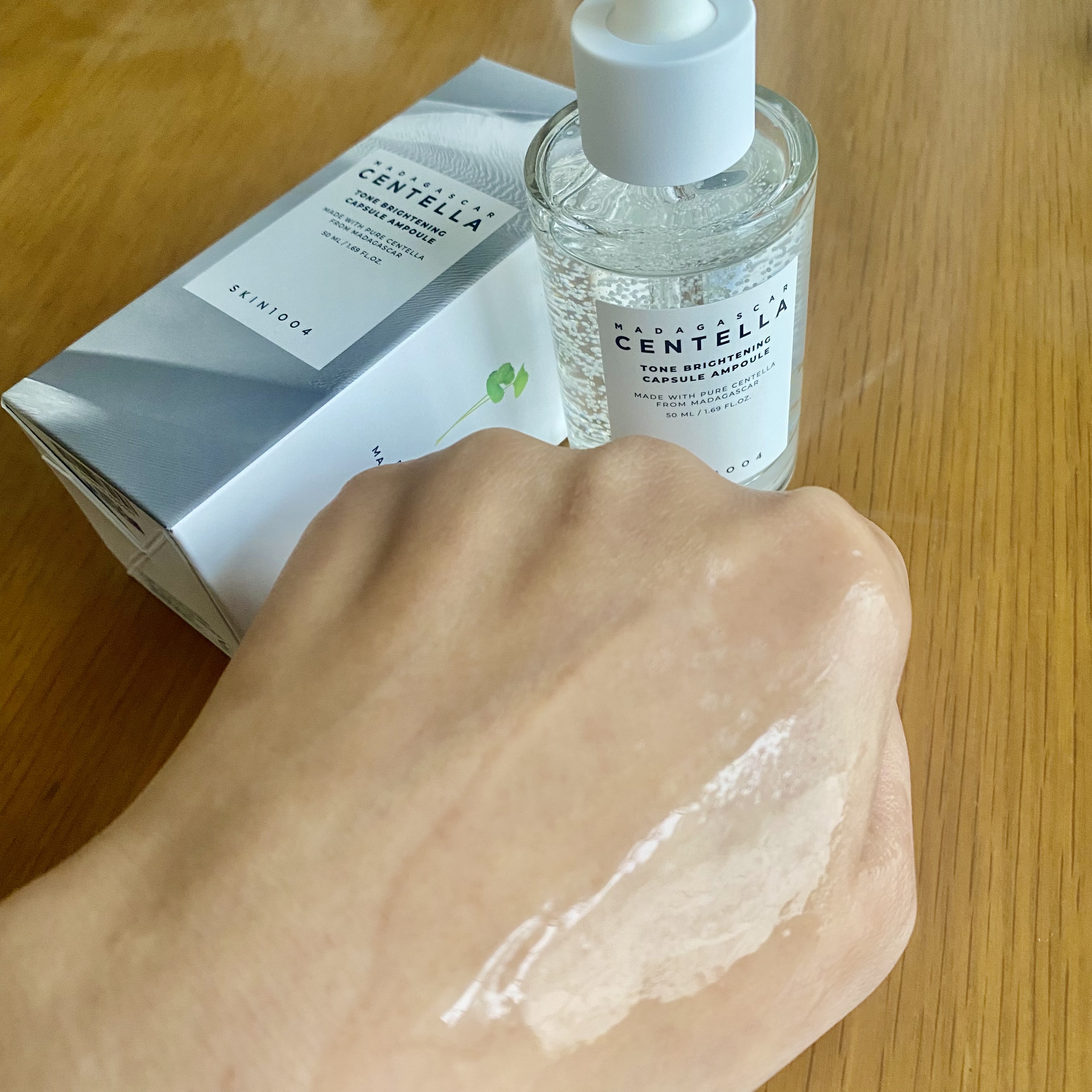 トーンブライトニング カプセルアンプル/SKIN1004/美容液を使ったクチコミ（2枚目）