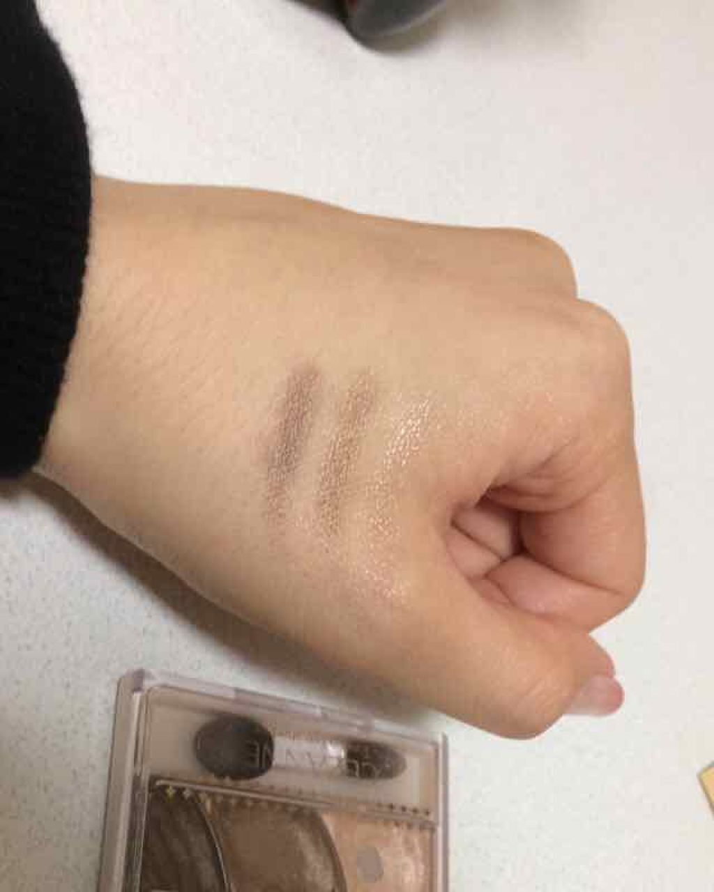 トーンアップアイシャドウ/CEZANNE/アイシャドウパレットを使ったクチコミ（2枚目）