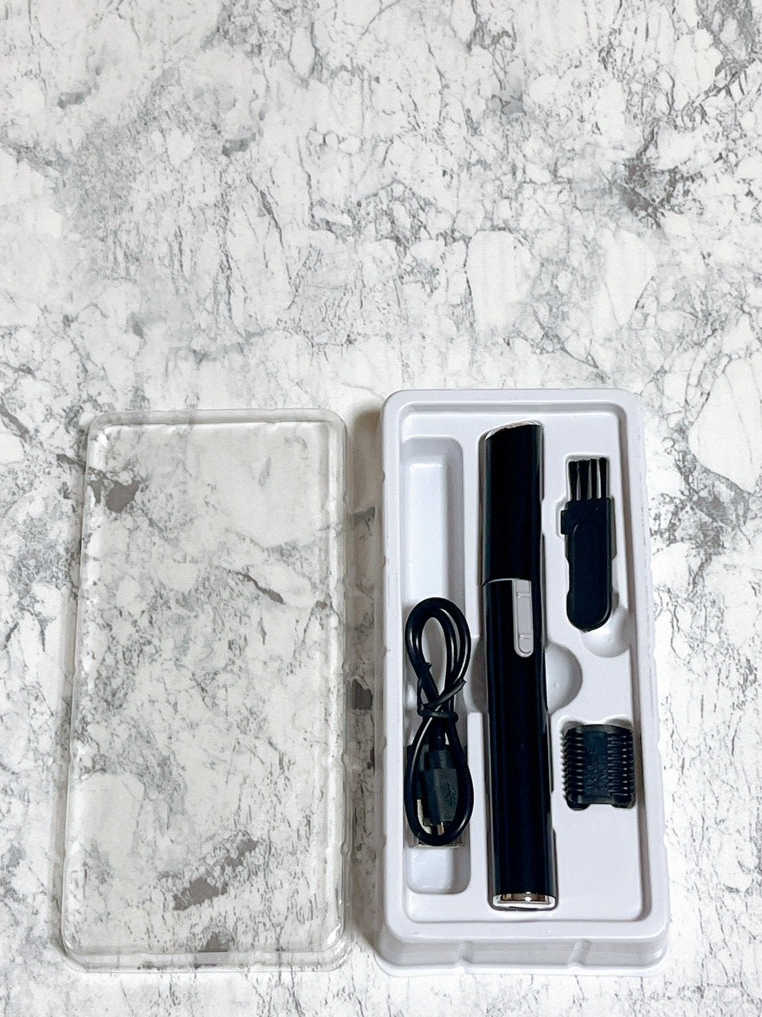 hiroðœ on LIPS ãã¡ã¬å²ã®ãšãã«1900åã§è³Œå
¥ãçæ¯ã·ã§ãŒããŒUSBå
é»åŒããŒ..ãïŒ4æç®ïŒ