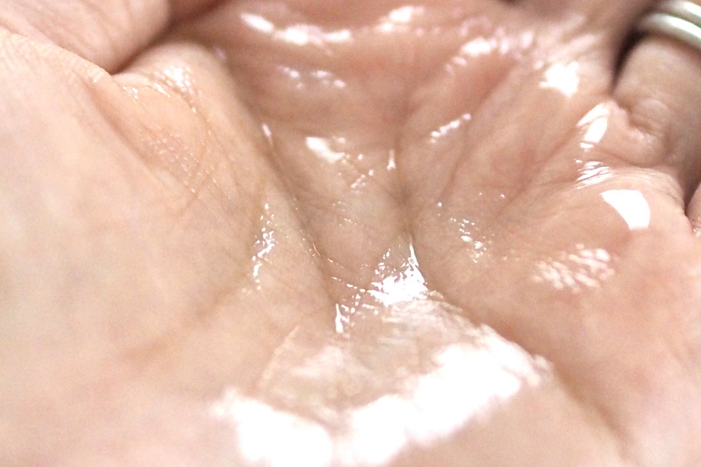 CCオイル/エッセンシャル/ヘアオイルを使ったクチコミ(5枚目)