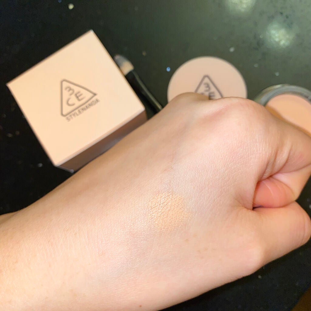 もらん on LIPS 「【3CE】スリーシーイーカバーポットコンシーラー#サーモンピー..」(3枚目)