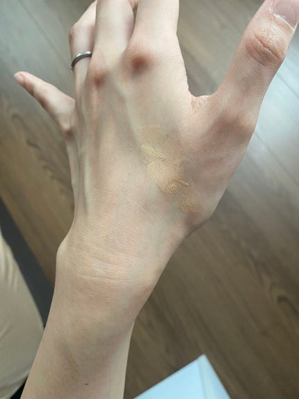 ハイドレイティング カラークリーム/B.A/リキッドファンデーションを使ったクチコミ(4枚目)