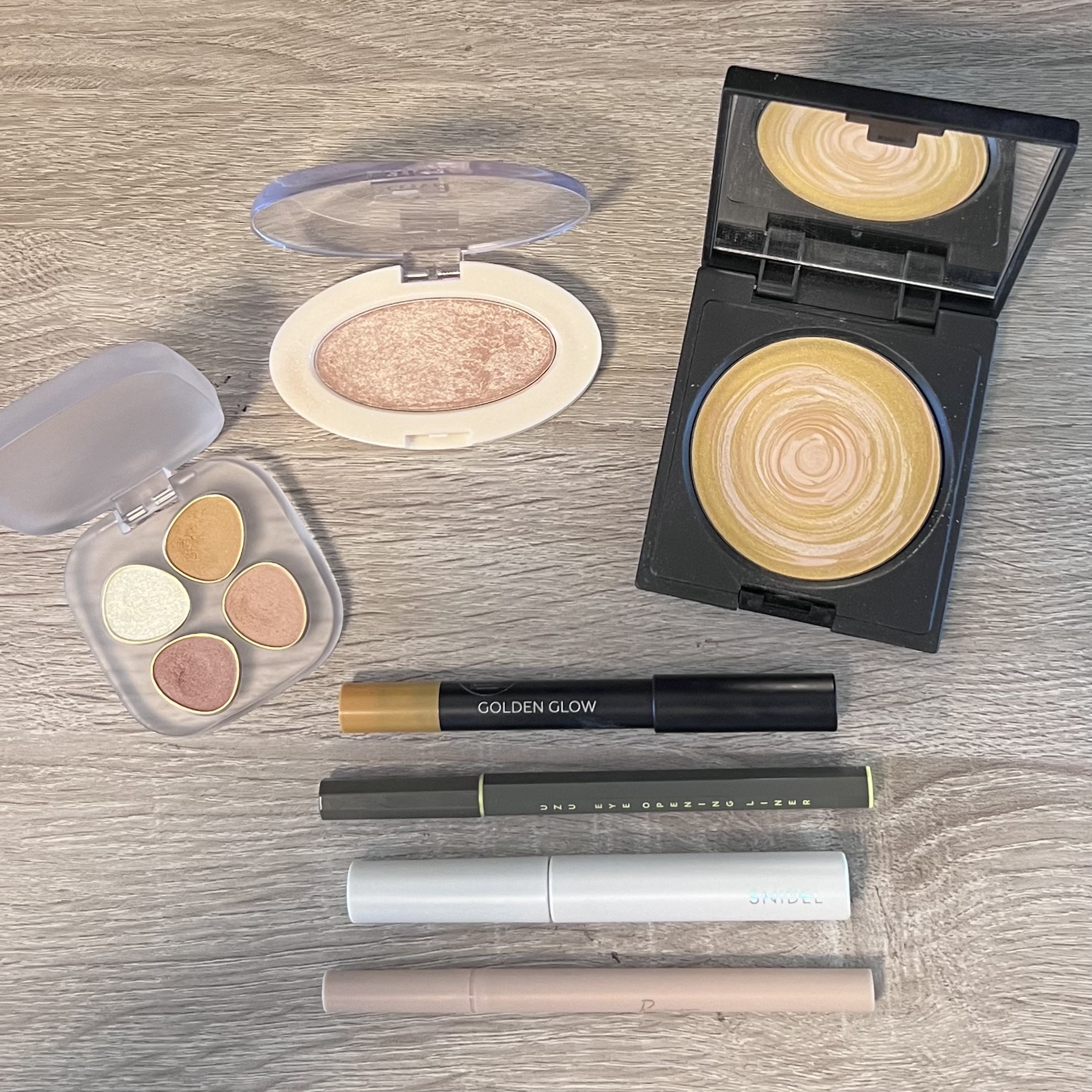 マルチスティック ms-10 golden glow/uneven/ペンシルアイライナーを使ったクチコミ（1枚目）