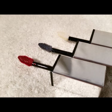 YVES SAINT LAURENT BEAUTE ルージュ ピュールクチュール ヴェルニ ザ ホログラフィックスのクチコミ「
＊＾Yves Saint Laurent
　　　◎ROUGE PUR COUTURE VER.....」（2枚目）