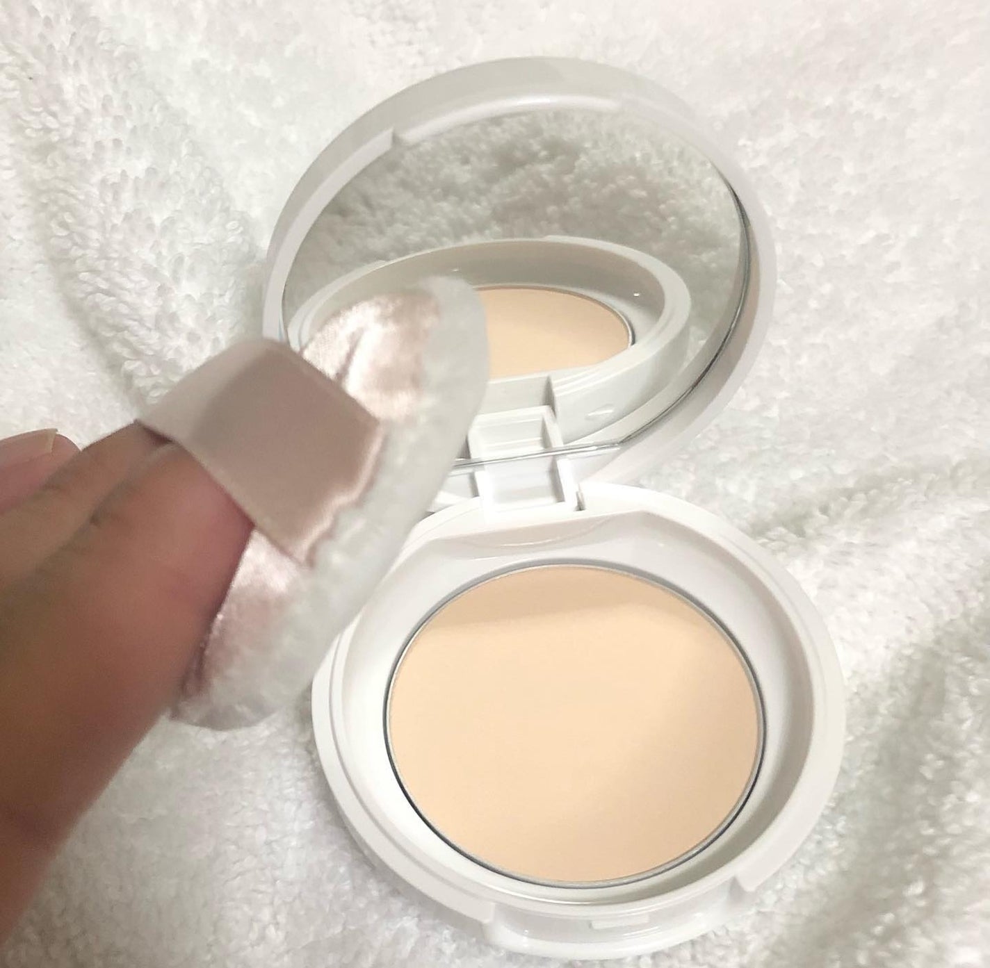 プレストパウダー C/ポイントマジックPRO/プレストパウダーを使ったクチコミ(7枚目)