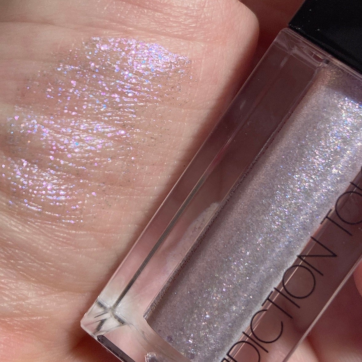 roon_pa@フォロバ on LIPS 「ADDICTION2023ホリデー限定ザリキッドアイシャドウウ..」(4枚目)