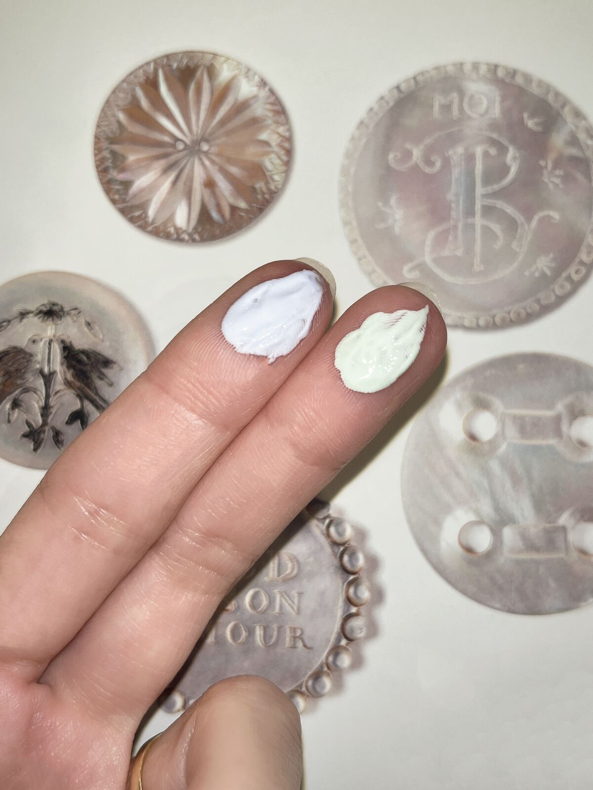 ホワイト ユーブイベース #2.WHITE PURPLE/IPKN/化粧下地を使ったクチコミ（2枚目）