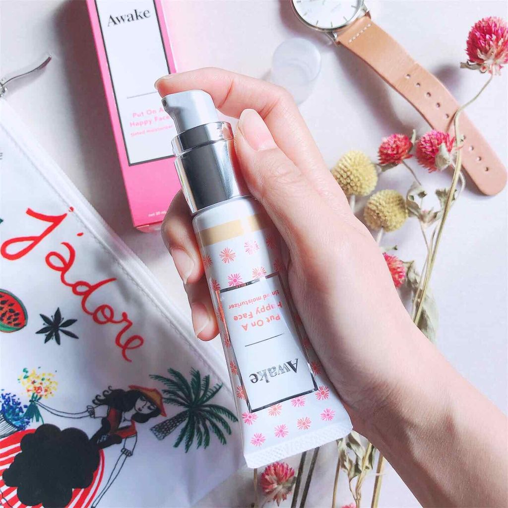 プットオンアハッピーフェイス ティンティド モイスチュアライザー/Awake/CCクリームを使ったクチコミ(2枚目)