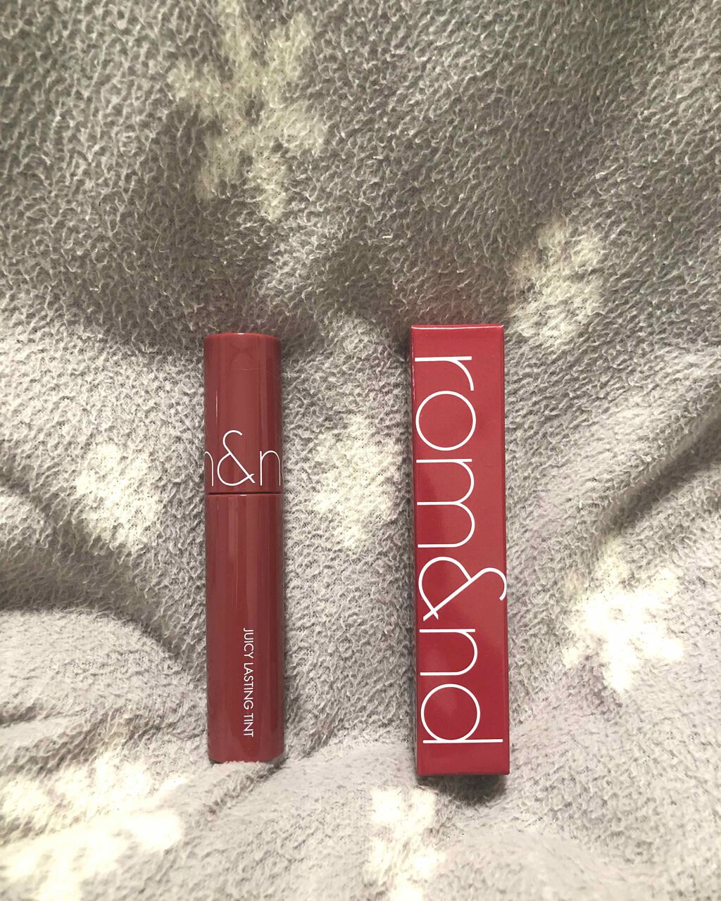 ジューシーラスティングティント/rom&nd/リップティントを使ったクチコミ（1枚目）