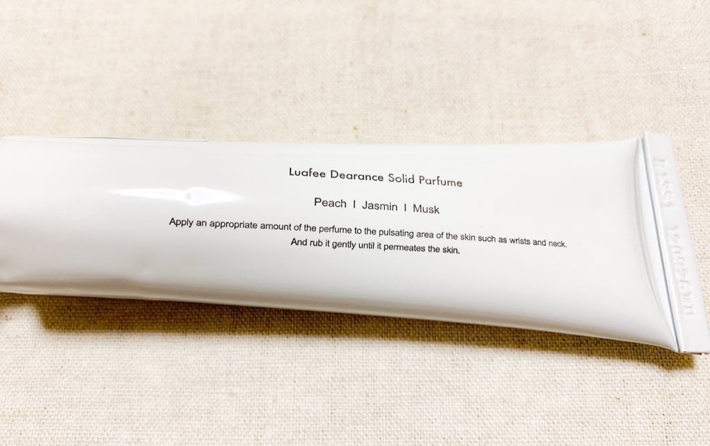 ソリッド パフューム ホワイトアプリコット/LUAFEE/練り香水を使ったクチコミ(3枚目)