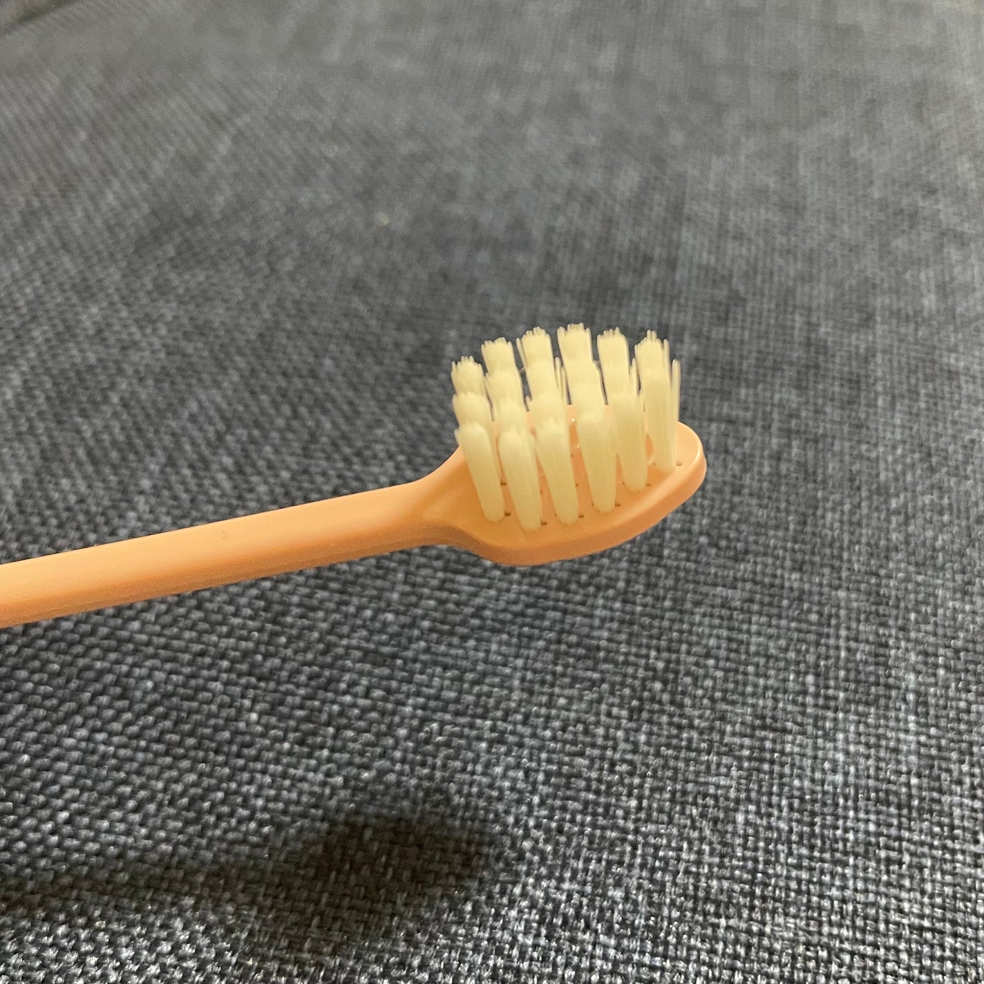 オーラツープレミアムハブラシ なめらかフィット/オーラツー/歯ブラシを使ったクチコミ(3枚目)