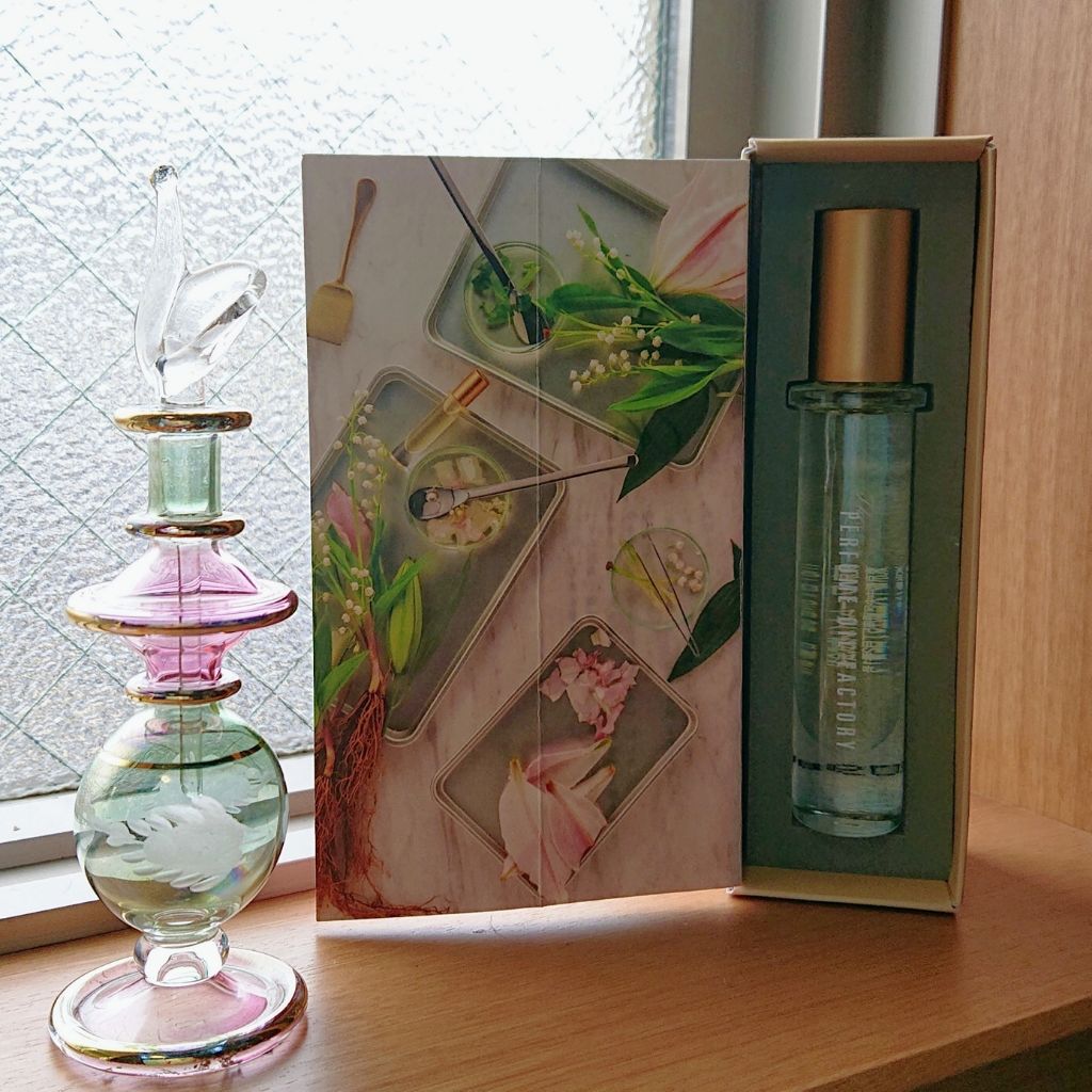 The ORIGINAL PERFUME OIL パフュームグラスのセット