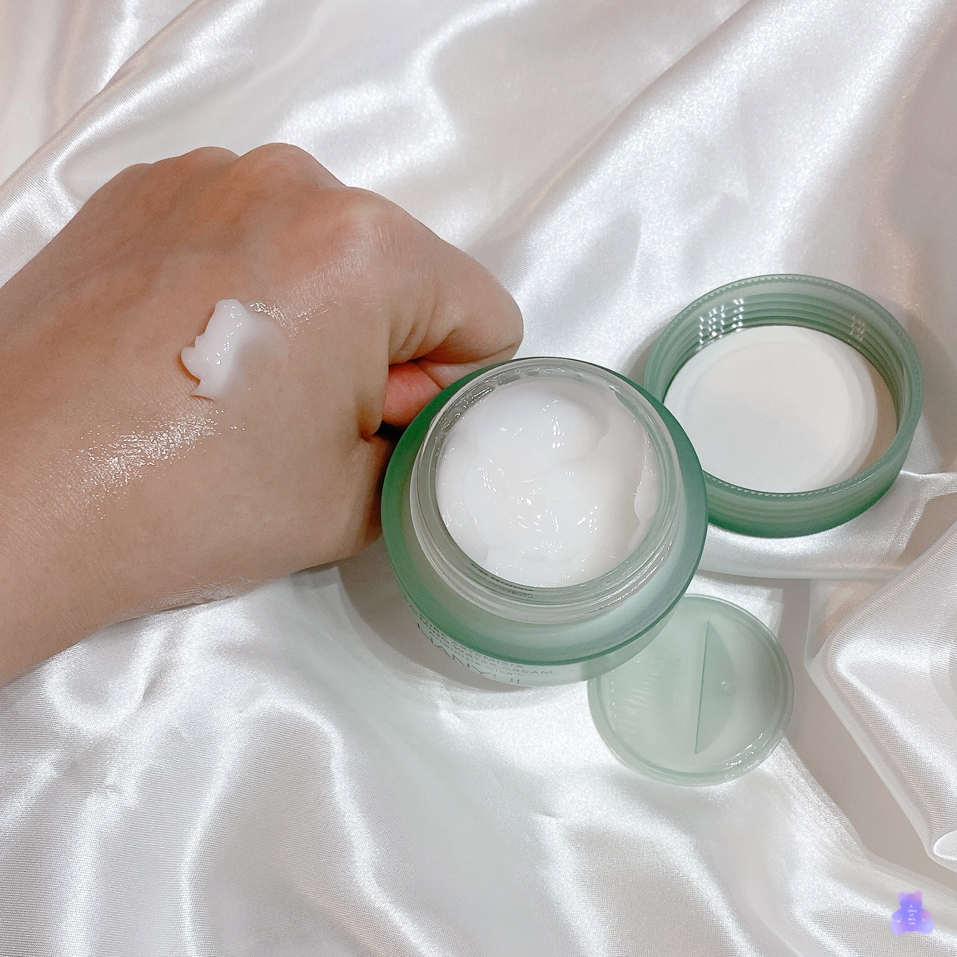 ピュアアルテミシア カーミングウォータークリーム/HANYUL(ハンユル)/フェイスクリームを使ったクチコミ（3枚目）