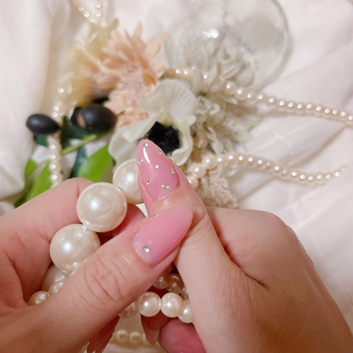 riii-.-noo on LIPS 「💅✨オフィスでも気持ち控えめにでも、デザインも楽しみたくて💗#..」(3枚目)