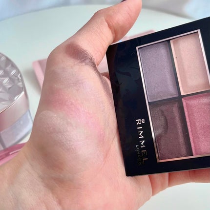 パールグロウニュアンサー/CEZANNE/パウダーハイライトを使ったクチコミ(2枚目)