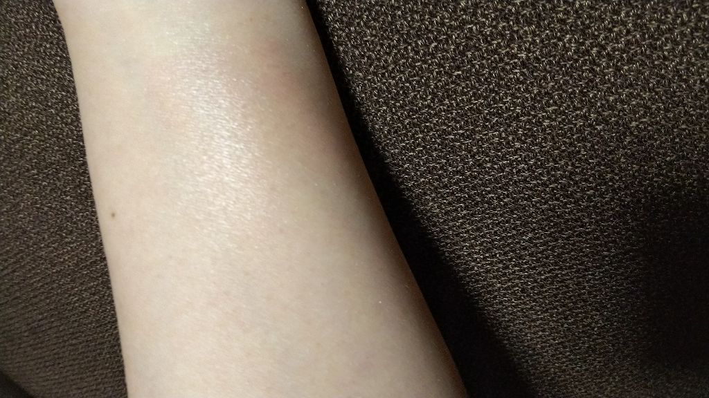 クレ・ド・ポー ボーテ レオスールデクラ/クレ・ド・ポー ボーテ/パウダーハイライトを使ったクチコミ（3枚目）