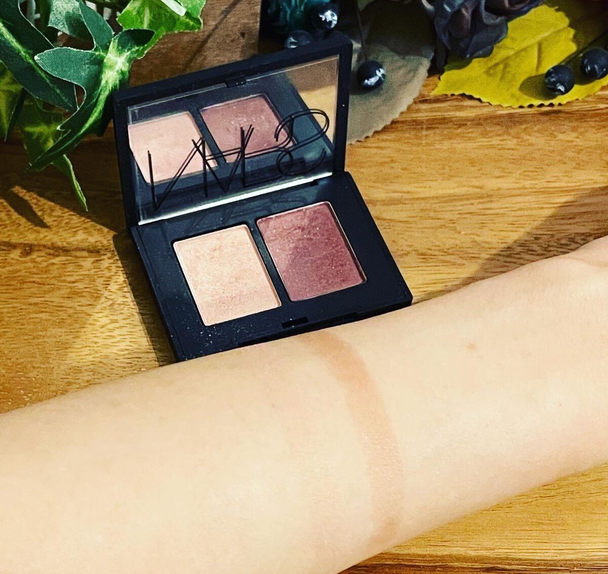 デュオアイシャドー/NARS/アイシャドウパレットを使ったクチコミ（3枚目）