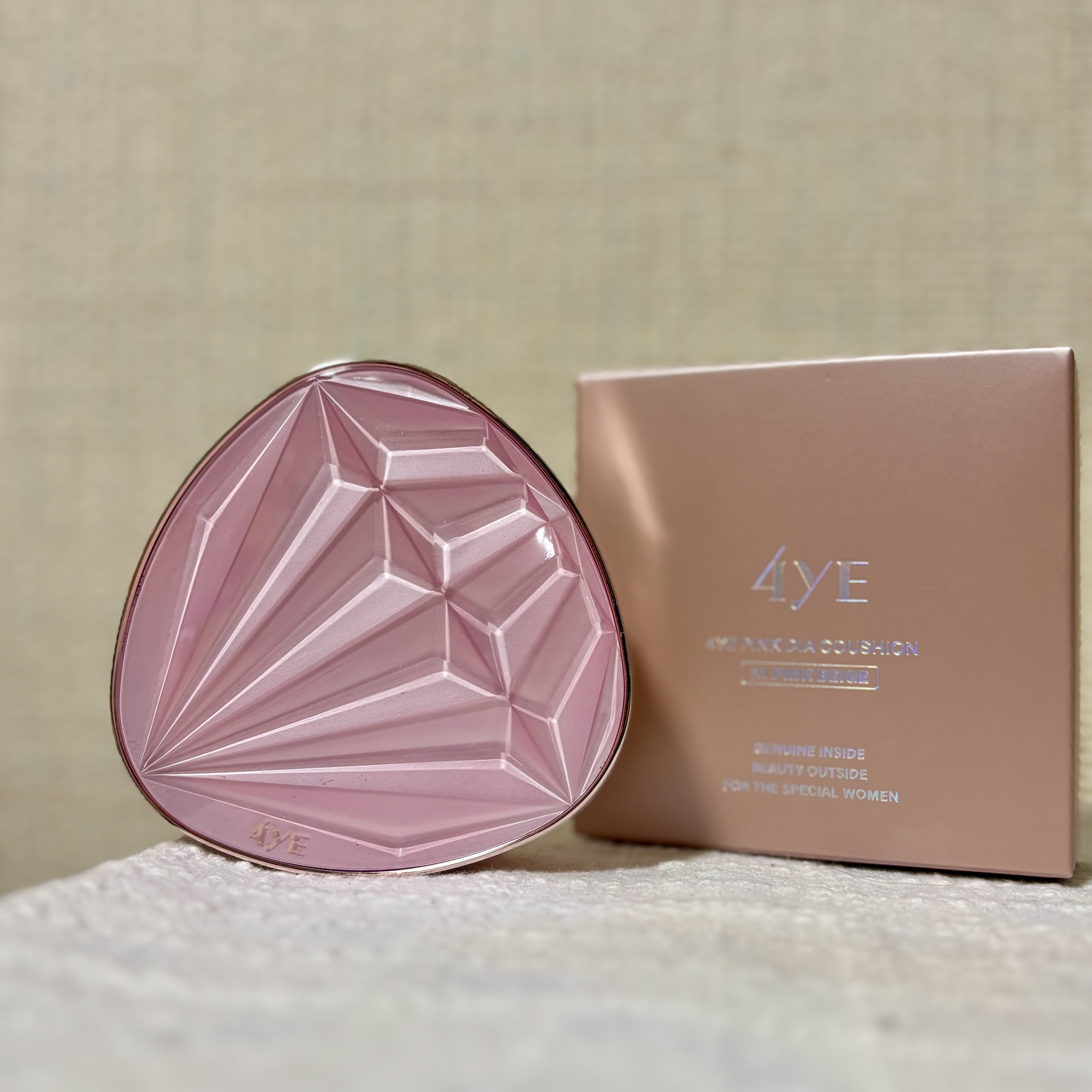 ピンクダイヤクッション/4YE/クッションファンデーションを使ったクチコミ（2枚目）