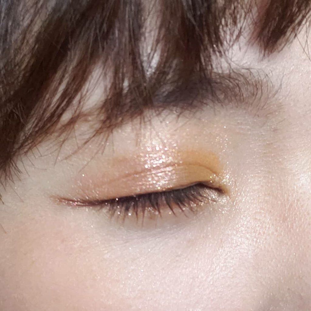 パウダー キス アイシャドウ/M・A・C/単色アイシャドウを使ったクチコミ（2枚目）