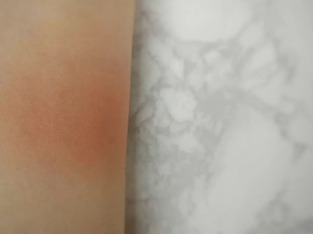 ジルスチュアート ブルーム ミックスブラッシュ コンパクト 16 tinted cosmos（限定）/JILL STUART/パウダーチークを使ったクチコミ（3枚目）