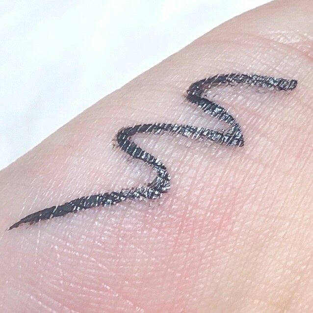 スキルレスライナー/LUMIURGLAS/リキッドアイライナーを使ったクチコミ(5枚目)