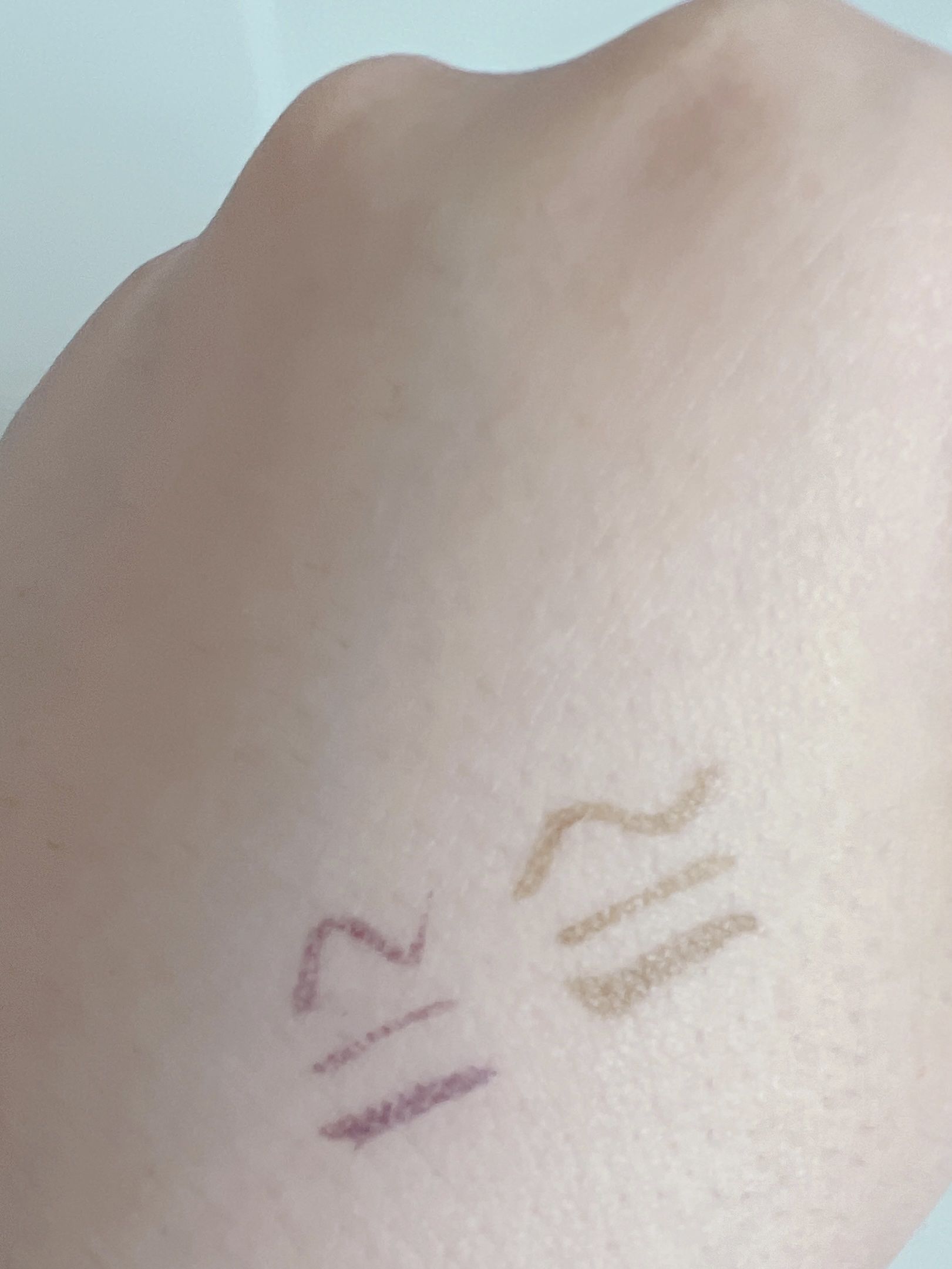 ウルトラカラー アイライナー/MAYBELLINE NEW YORK/リキッドアイライナーを使ったクチコミ（3枚目）