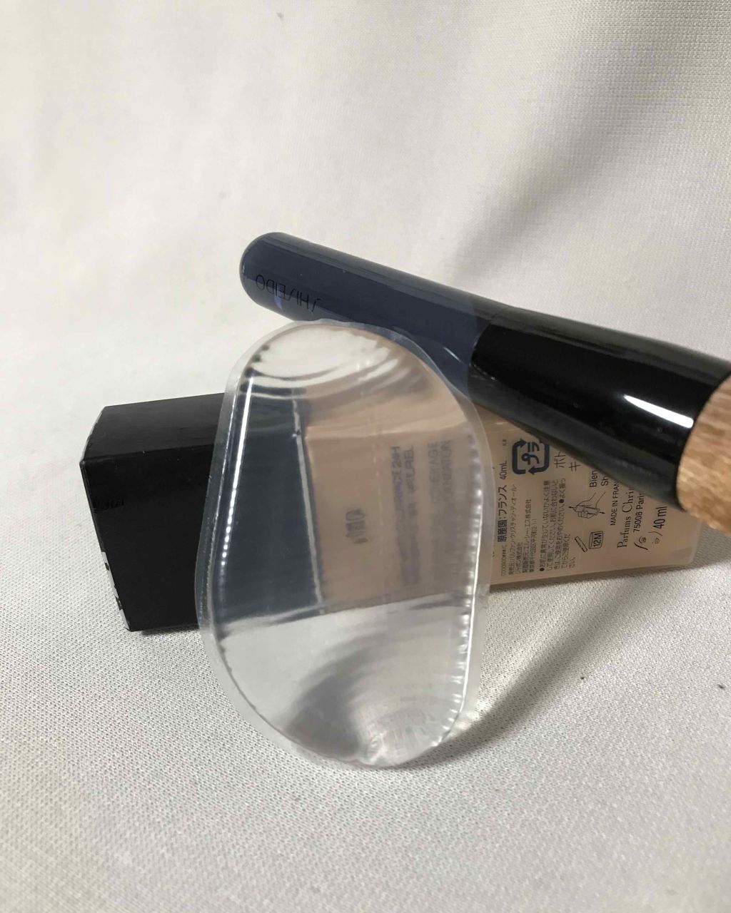 あやみー on LIPS 「シリコンパフファンデ用のパレット?として購入、使用しています。..」(1枚目)