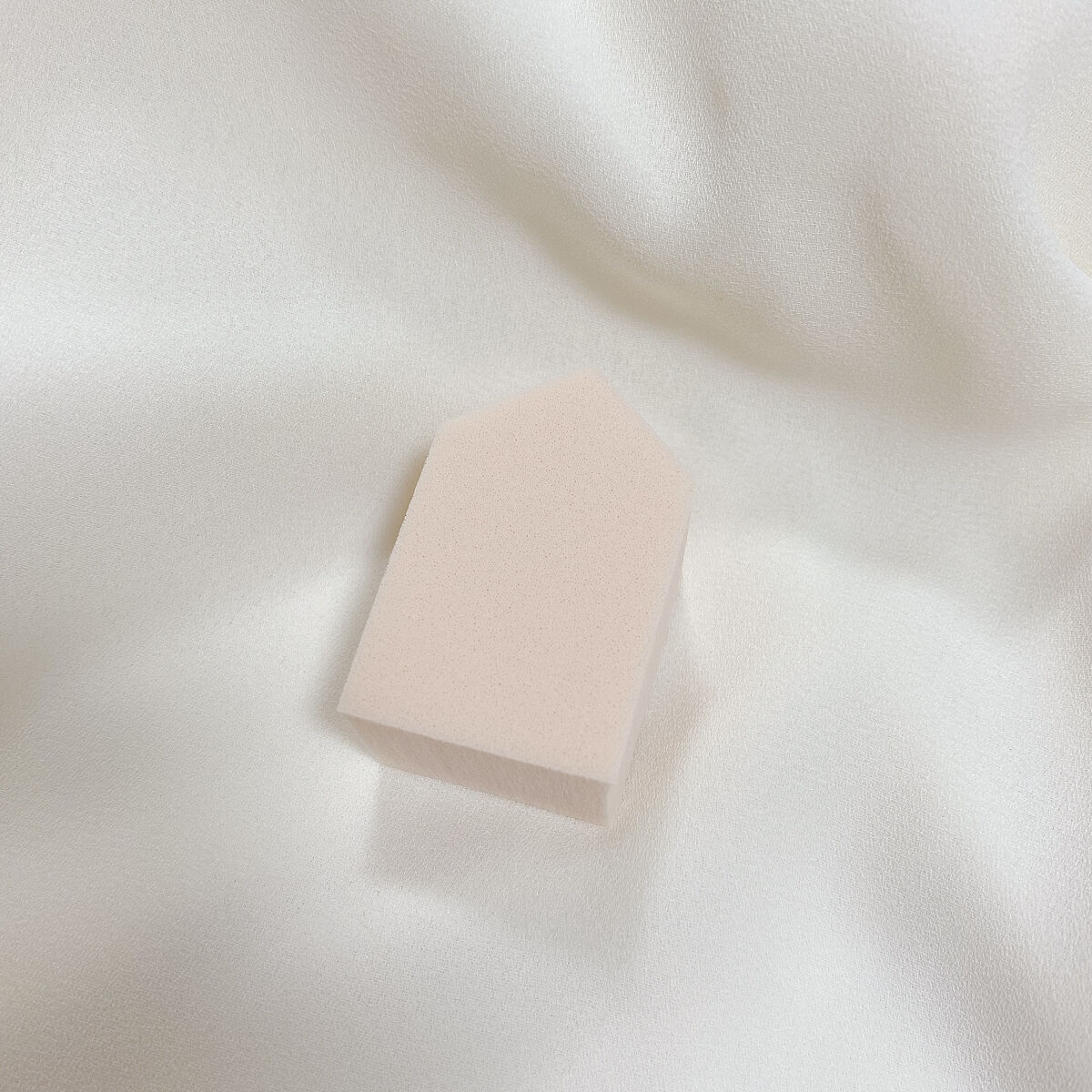 バリュースポンジN ハウス型タイプS 30P/ロージーローザ/パフ・スポンジを使ったクチコミ（2枚目）