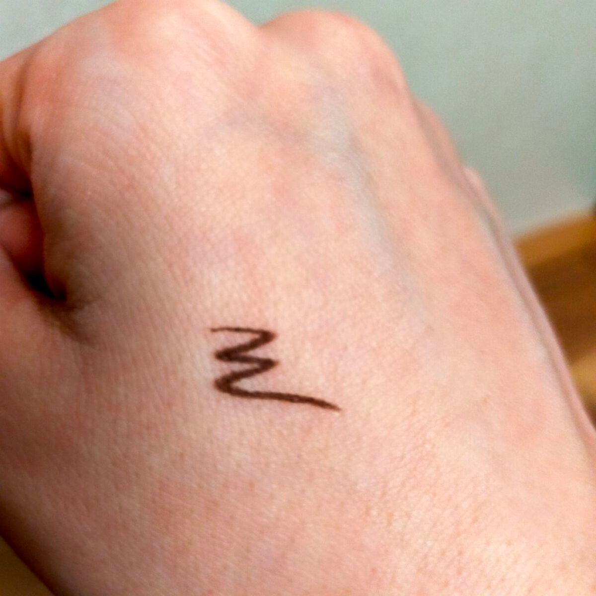 「密着アイライナー」極細クリームペンシル/デジャヴュ/ペンシルアイライナーを使ったクチコミ(7枚目)