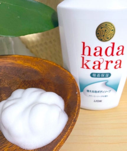 hadakara ボディソープ 泡で出てくるタイプ クリーミーソープの香り/hadakara/ボディソープを使ったクチコミ(2枚目)