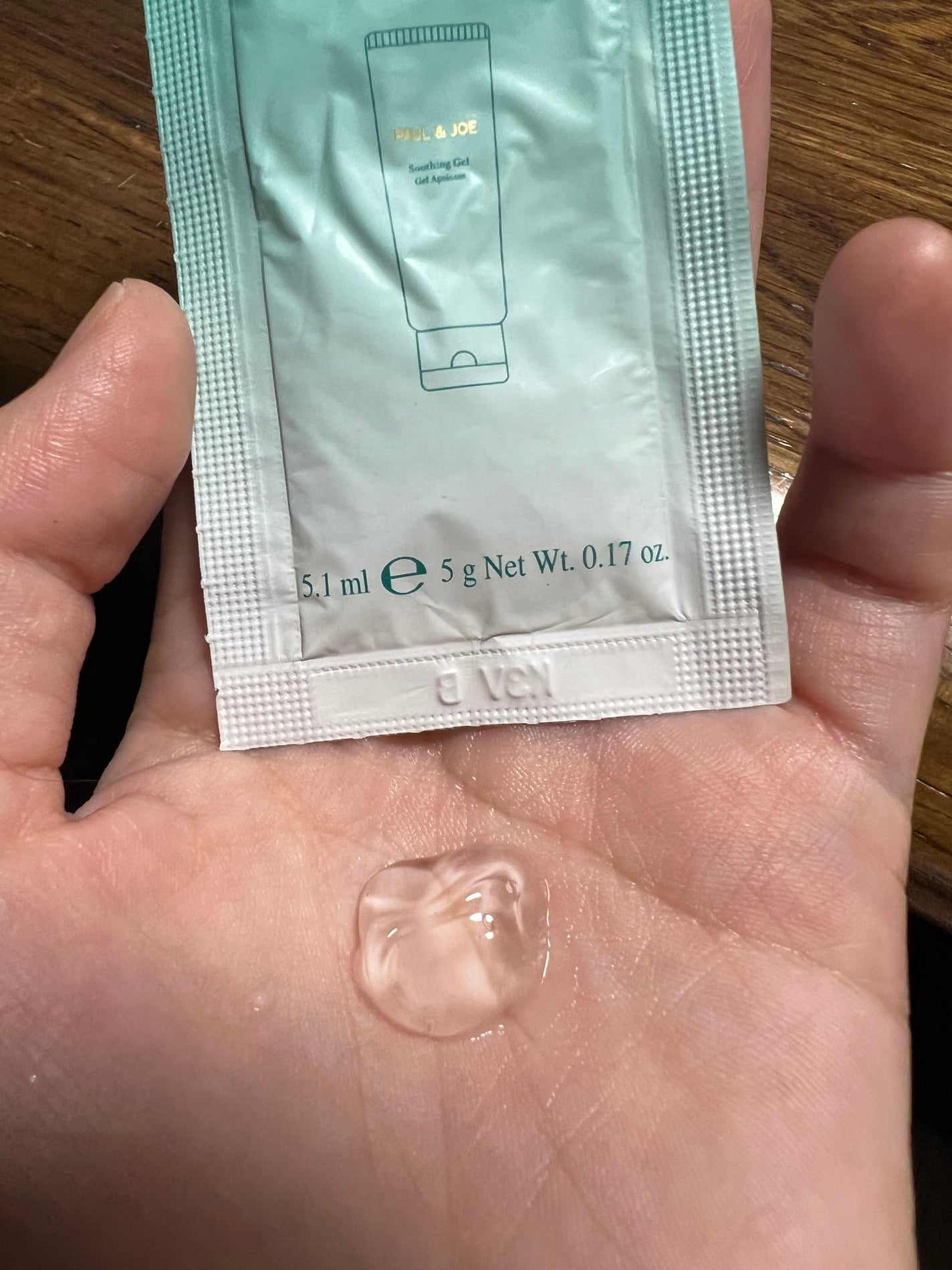 アフターサン ジェル/PAUL & JOE BEAUTE/ボディローションを使ったクチコミ(3枚目)