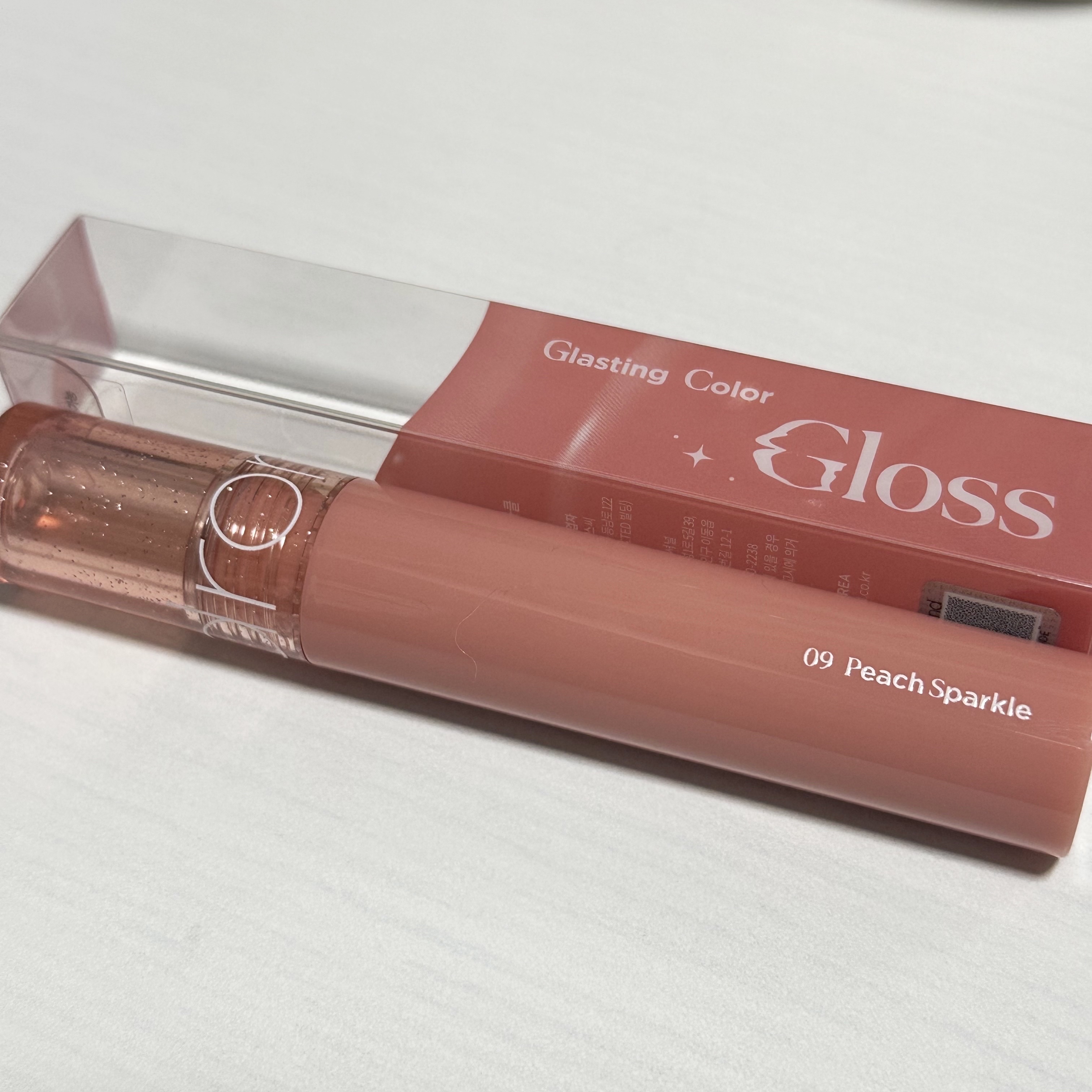 グラスティングカラーグロス/rom&nd/リップグロスを使ったクチコミ（1枚目）