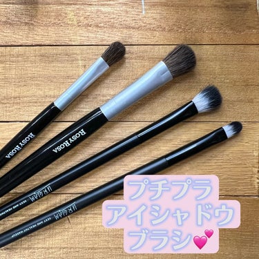 UR GLAM　EYESHADOW BRUSH B/U R GLAM/メイクブラシを使ったクチコミ（1枚目）