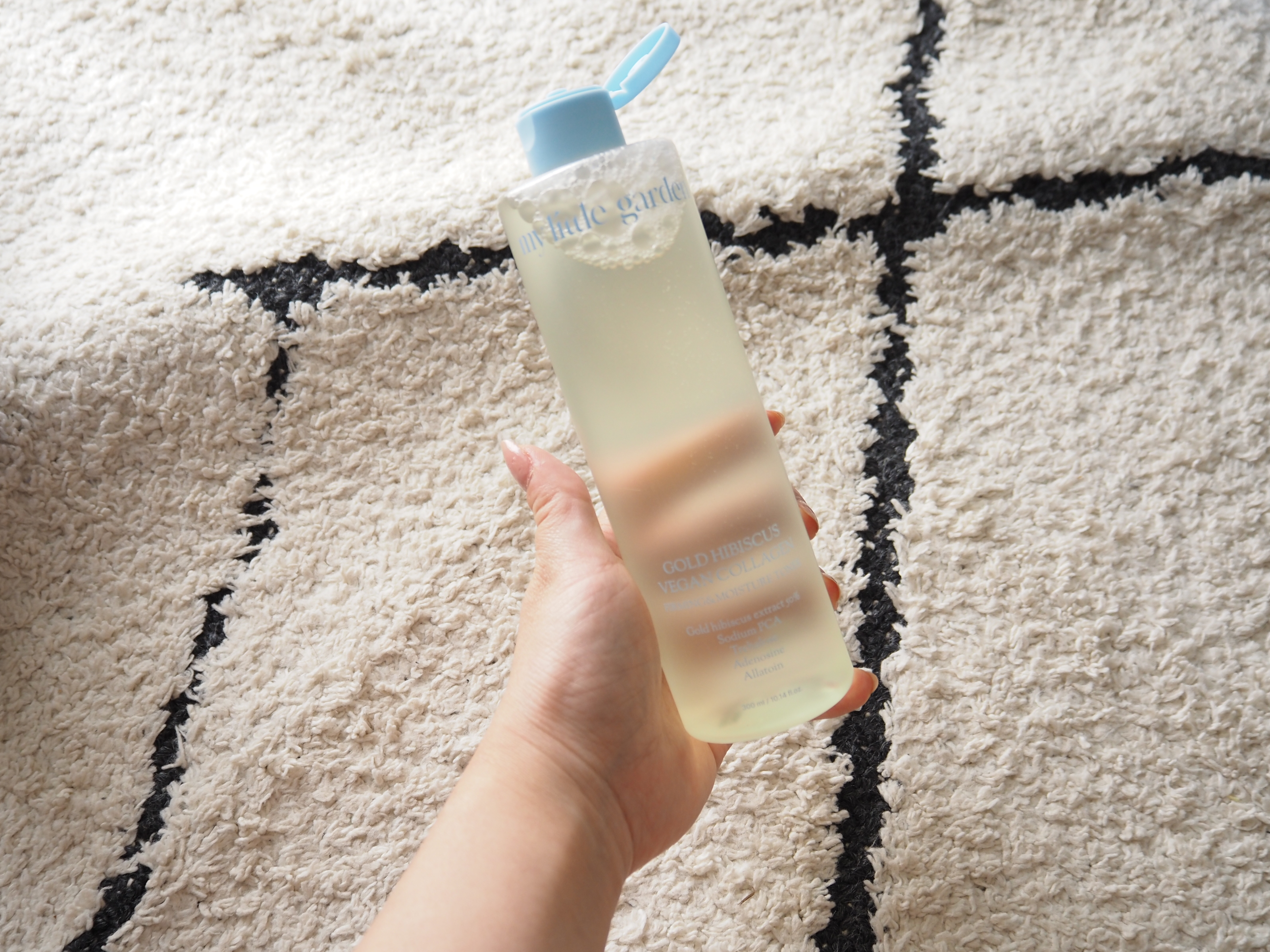 ゴールドヒビスカスヴィーガンコラーゲン弾力水分トナー/my little garden/化粧水を使ったクチコミ（3枚目）