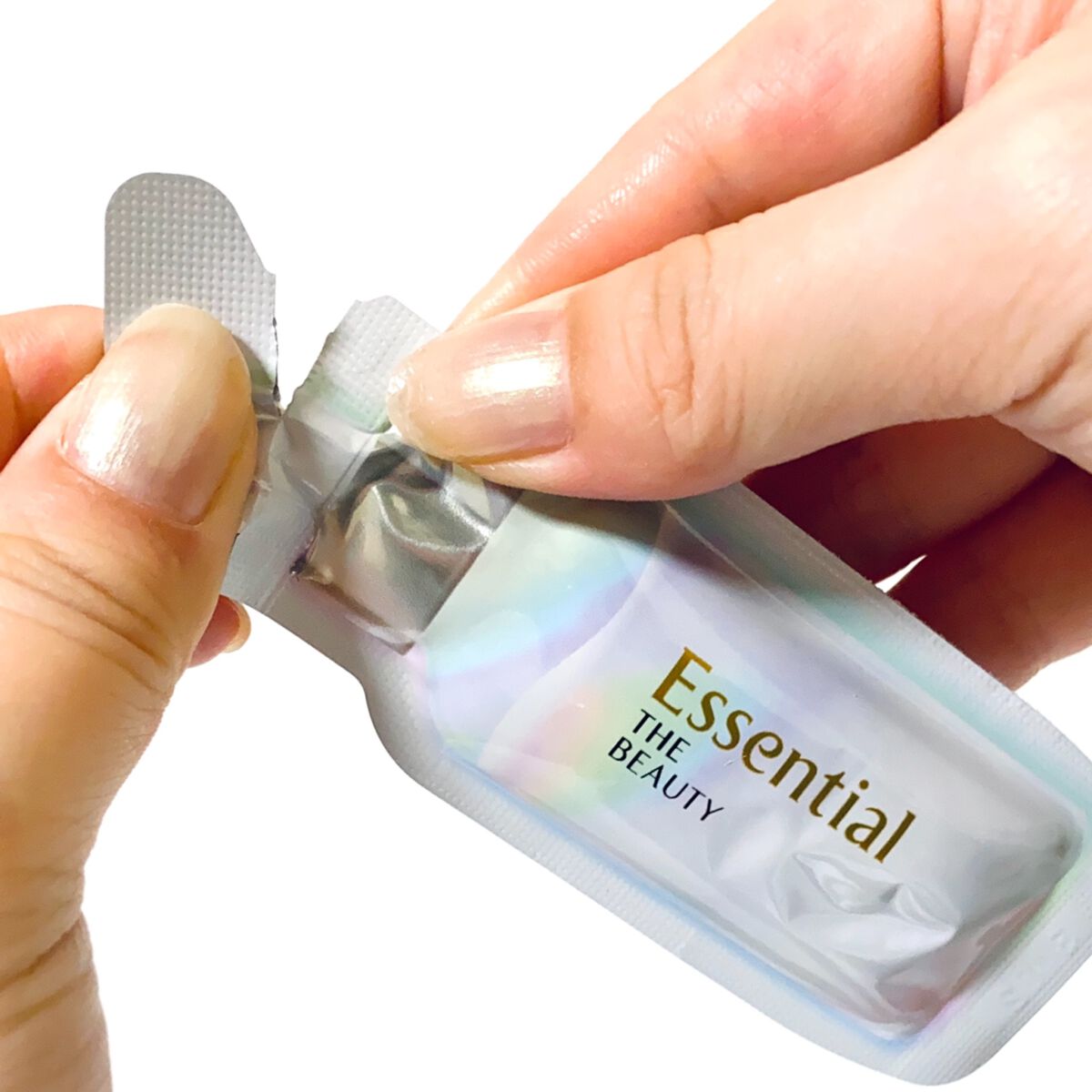 ザビューティ うるツヤチャージヘアパック/エッセンシャル/ヘアマスク・ヘアパックを使ったクチコミ(4枚目)