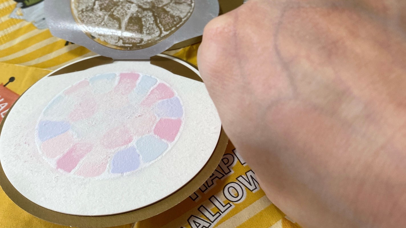 ラ プードル オートニュアンス/Elégance/プレストパウダーを使ったクチコミ(4枚目)