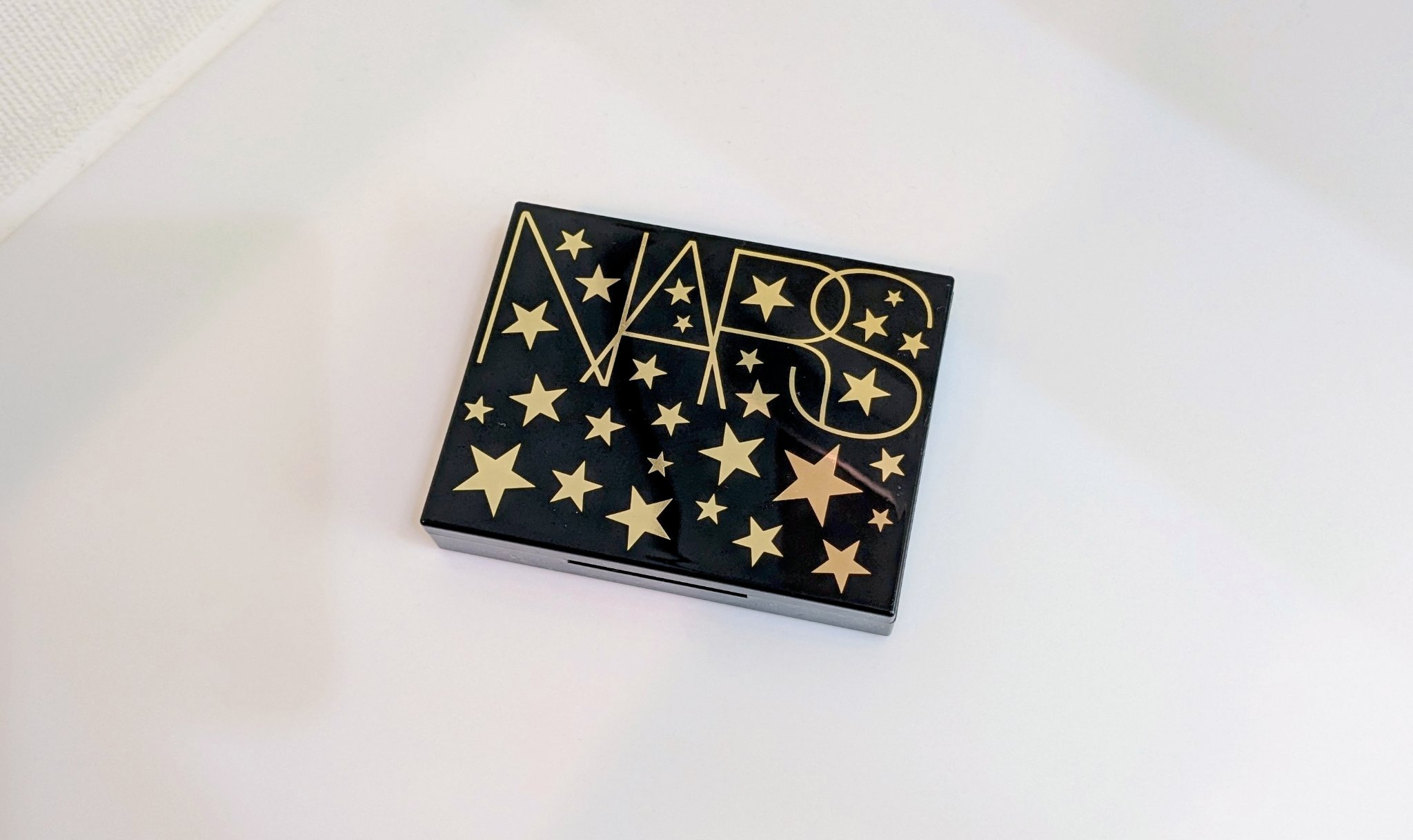 ライトリフレクティングセッティングパウダー　プレスト　N 03005(限定パッケージ)/NARS/プレストパウダーを使ったクチコミ（1枚目）