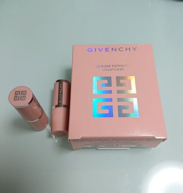 ローズ・パーフェクト/GIVENCHY/口紅を使ったクチコミ（1枚目）