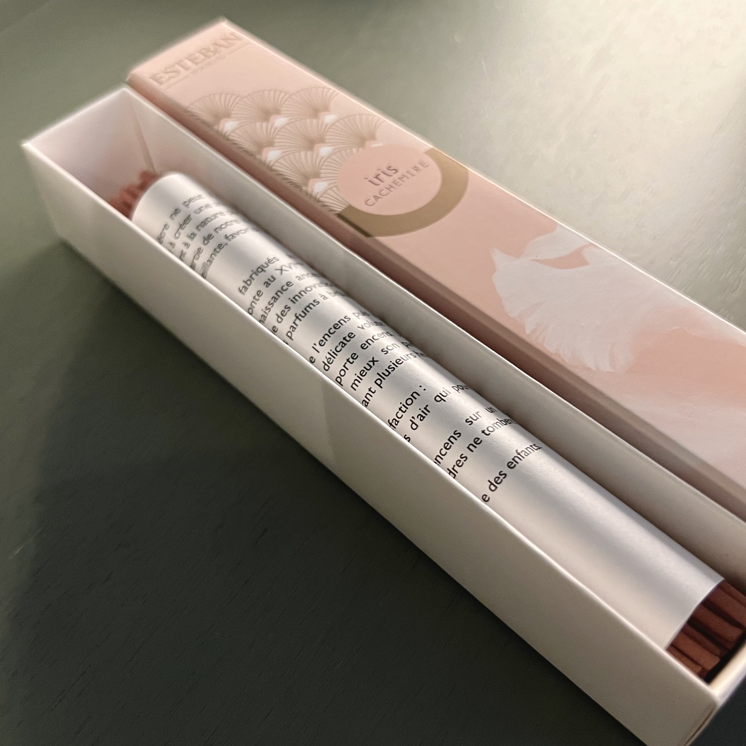 フレグランスハンド＆ネイルクリーム/ESTEBAN/ハンドクリームを使ったクチコミ（2枚目）