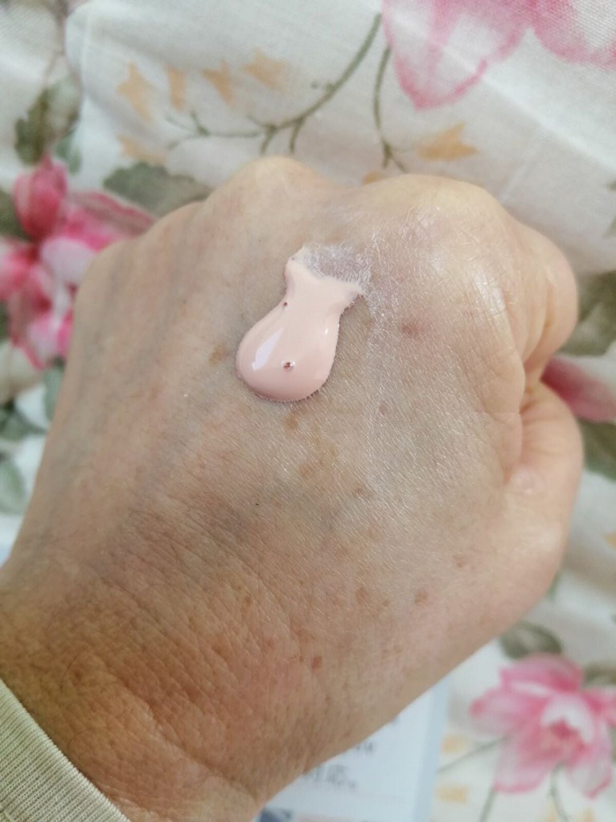 毛穴パテ職人 毛穴崩れブロック下地/毛穴パテ職人/化粧下地を使ったクチコミ(2枚目)