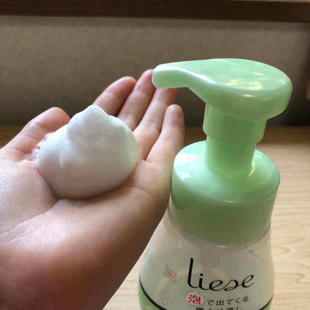 泡で出てくる寝ぐせ直し/リーゼ/ヘアムースを使ったクチコミ(2枚目)