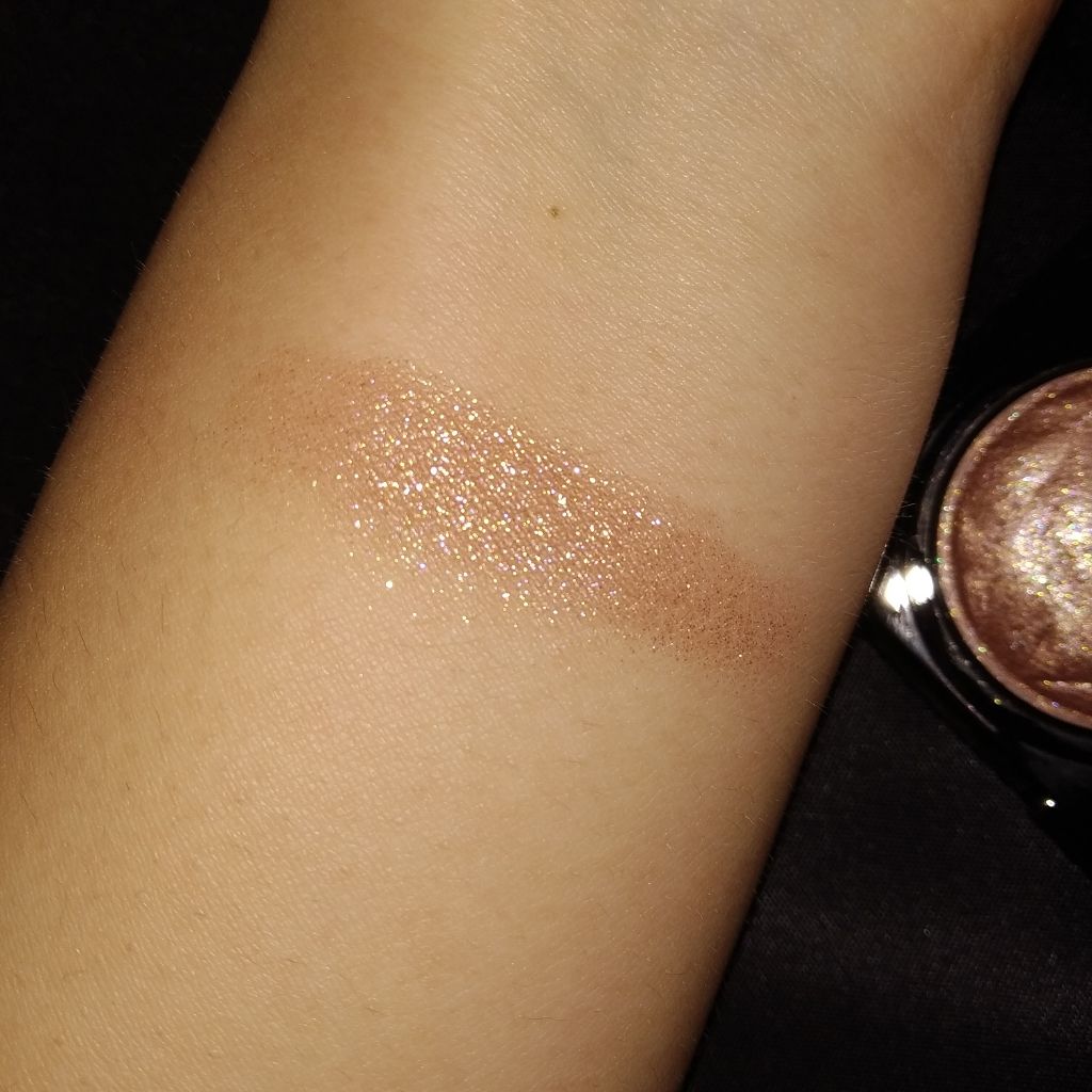 プリズム エアー シャドウ/CLIO/単色アイシャドウを使ったクチコミ（2枚目）