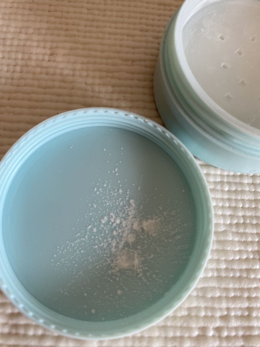 ノーセバム　ミネラルパウダー　N/innisfree/ルースパウダーを使ったクチコミ（3枚目）